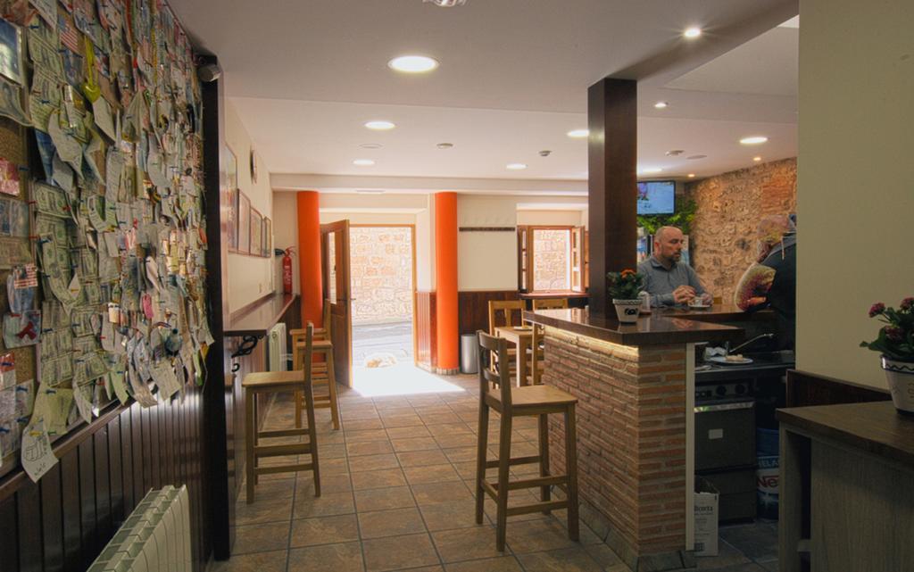 Hostal-Bar Restaurante "La Fuente" Rabé de las Calzadas Exteriér fotografie