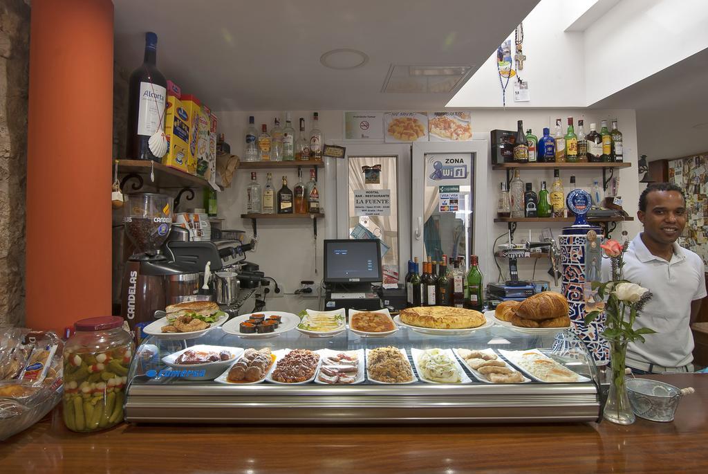 Hostal-Bar Restaurante "La Fuente" Rabé de las Calzadas Exteriér fotografie