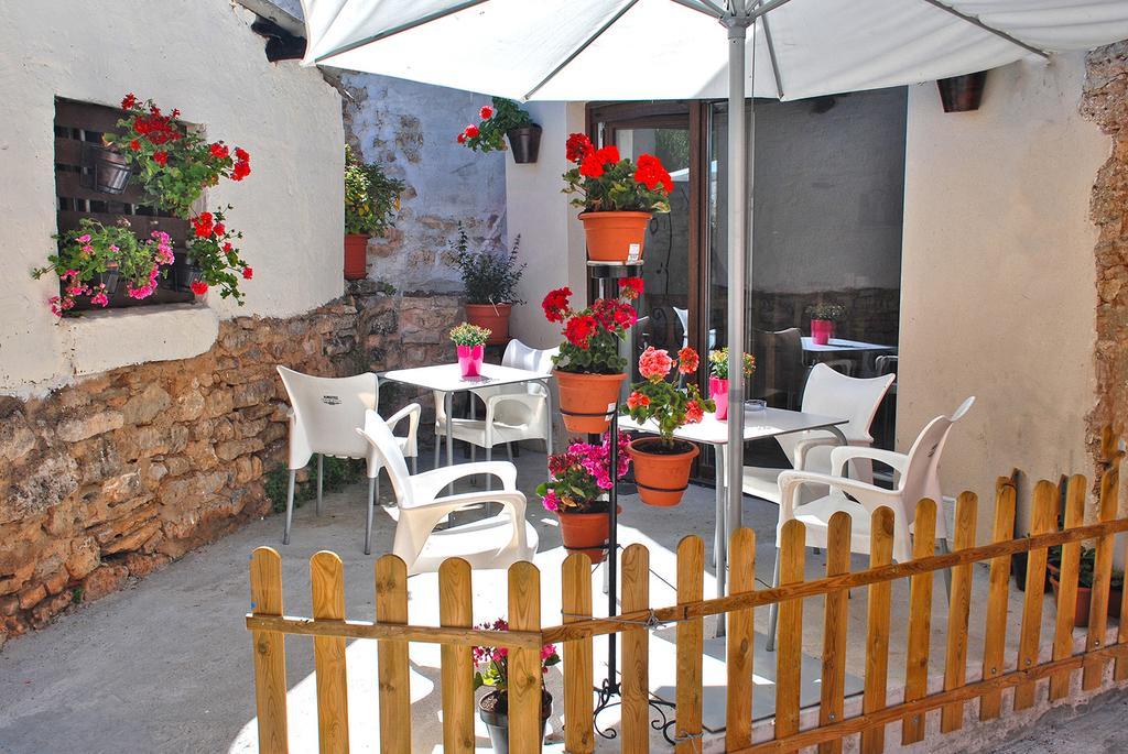 Hostal-Bar Restaurante "La Fuente" Rabé de las Calzadas Exteriér fotografie